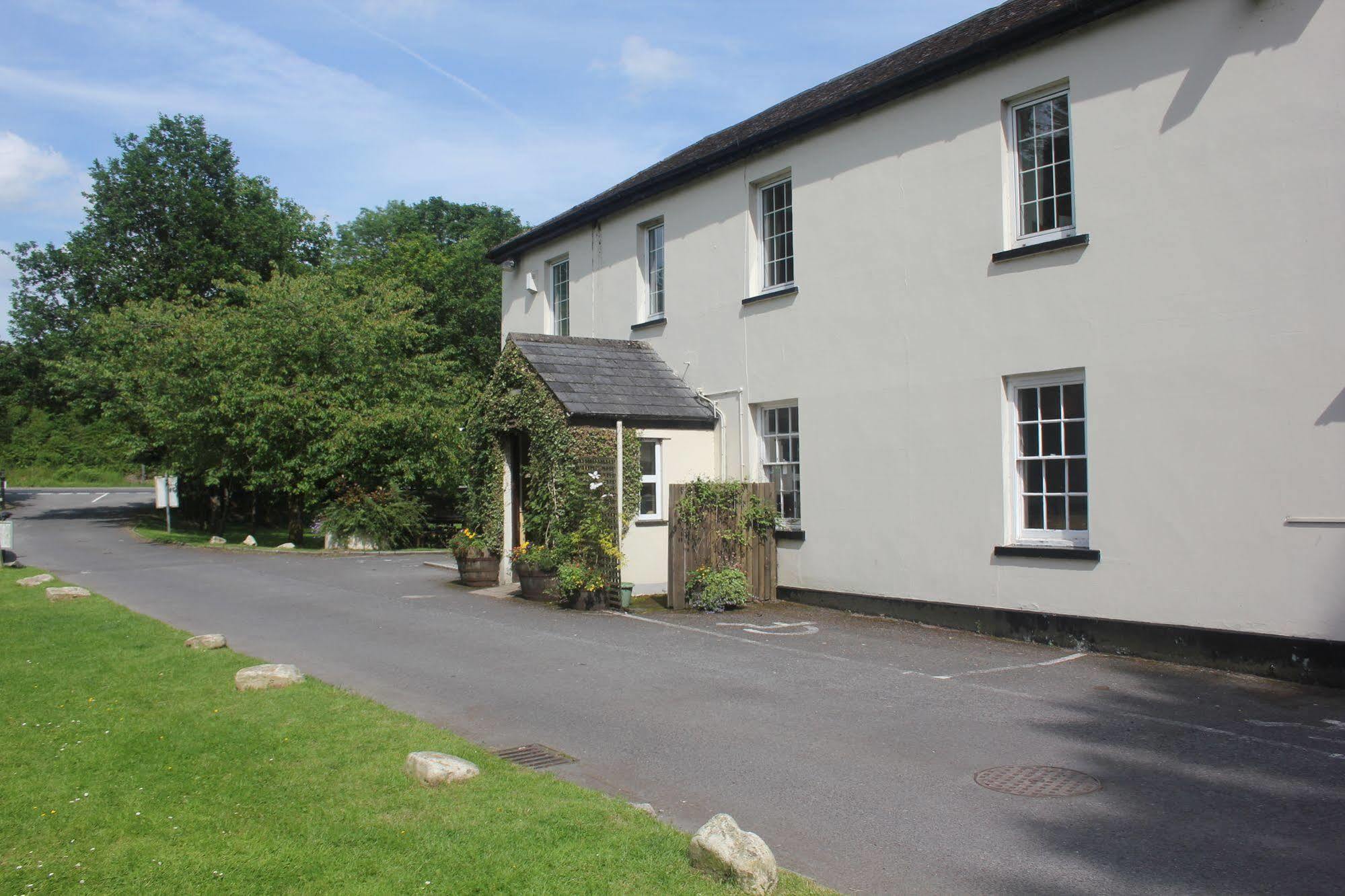 Nant Ddu Lodge Hotel & Spa マーサー・ティドビル エクステリア 写真